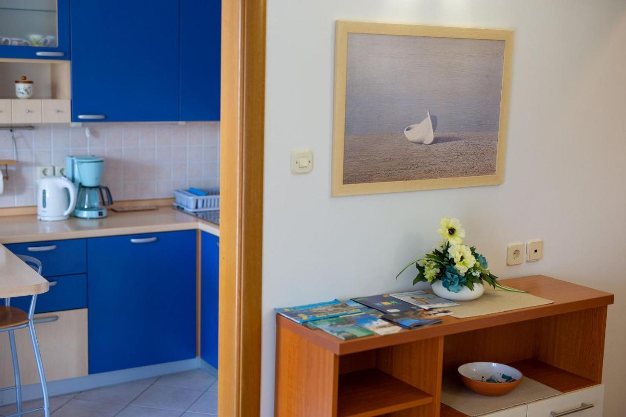 Apartments Jele Малинска Екстериор снимка
